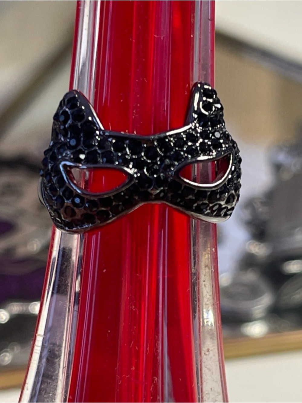 BCBG Max Azria Black metal and pave crystal cat mask ring - size 6.25